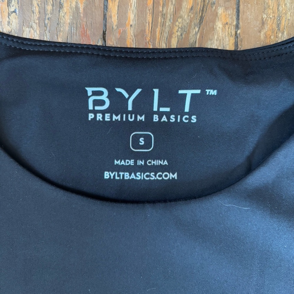 BYLT Basics Women's Black Short Sleeve Tee - Picture 2 of 2